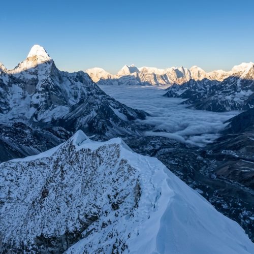 Island Peak Climbing – 16 Days